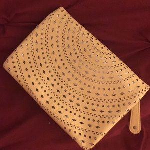 Francesca’s clutch